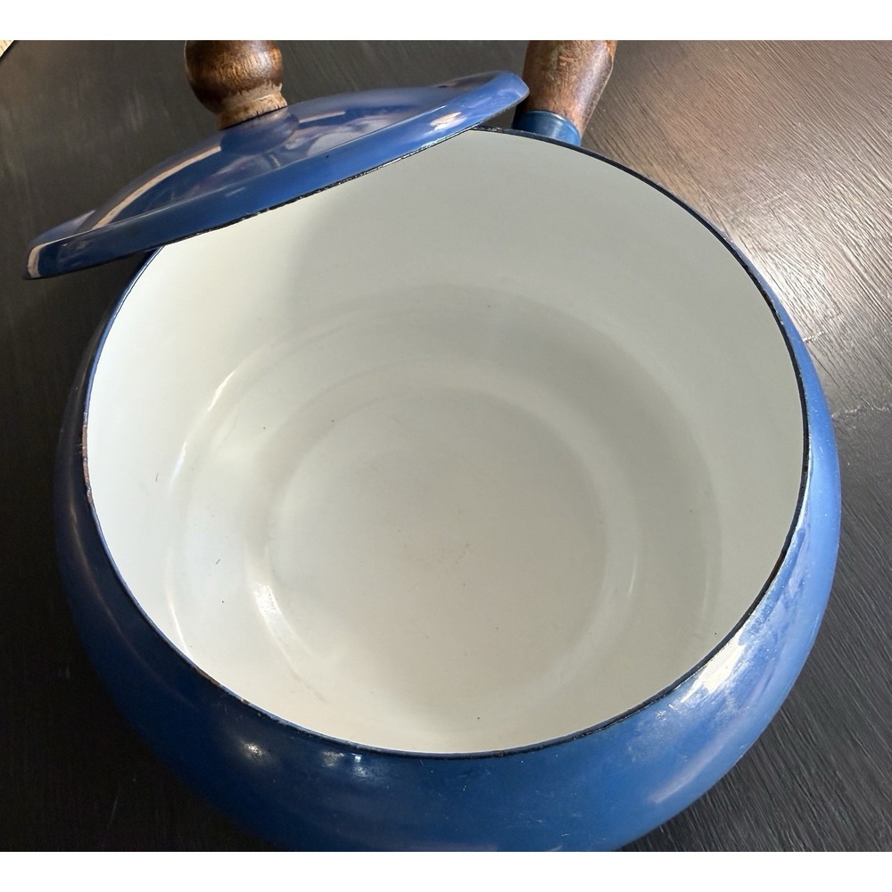 VTG Blue Enamel Saucepan Fondue Pot Mid Century Modern Wood Handle Cottage Core - Picture 4 of 6